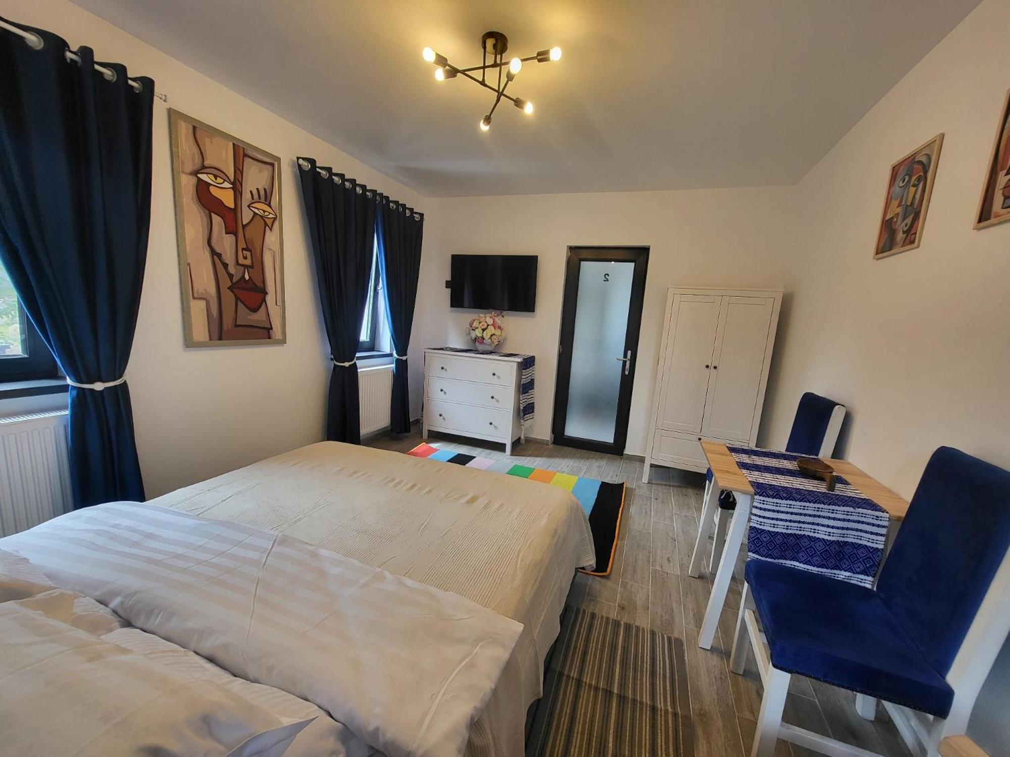 Pensiunea Casa Dacilor Podeni Bagian luar foto